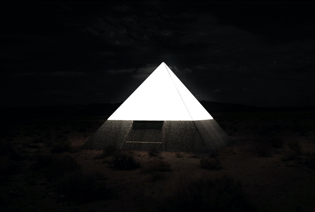 Renderin_pyramid_night.jpeg