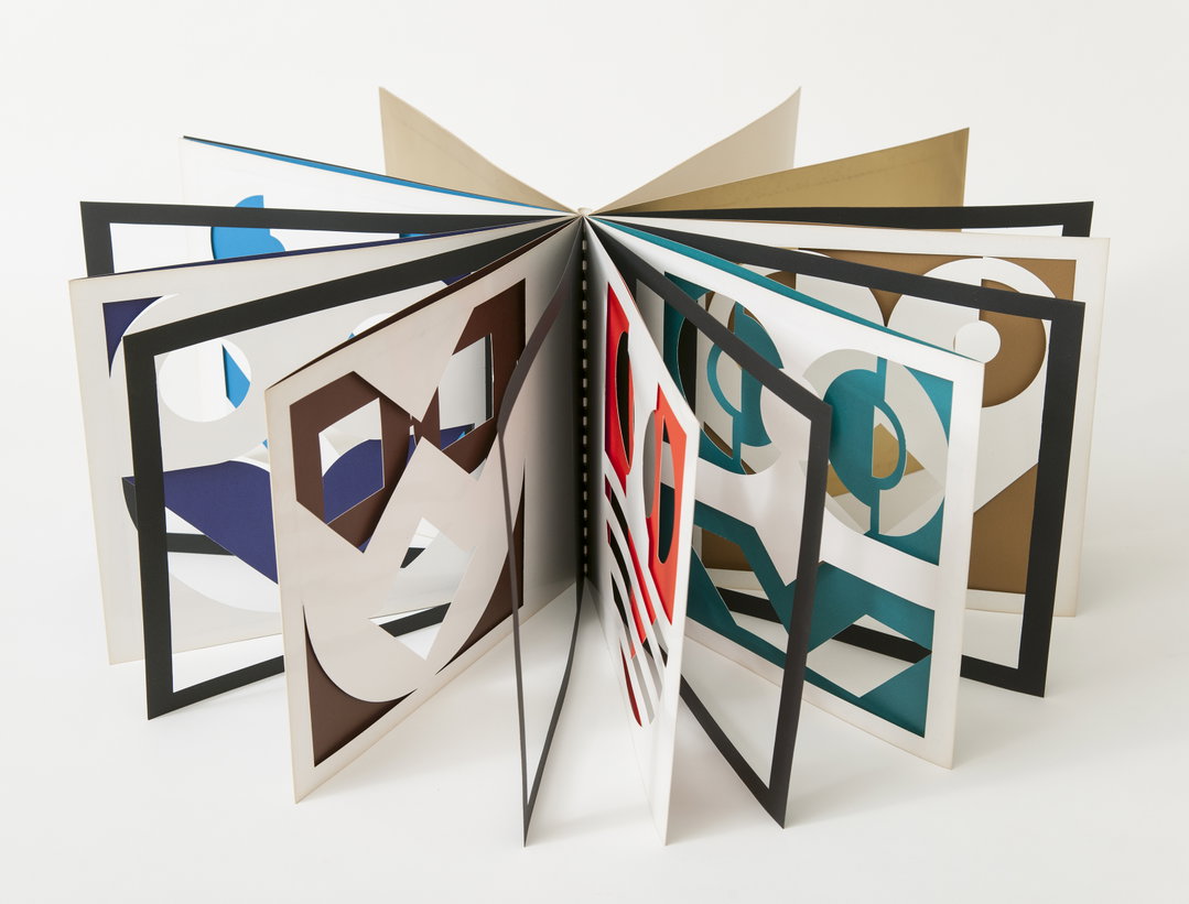 Sara-de-bondt-GraphicDesign-itsnicethat-05.jpg