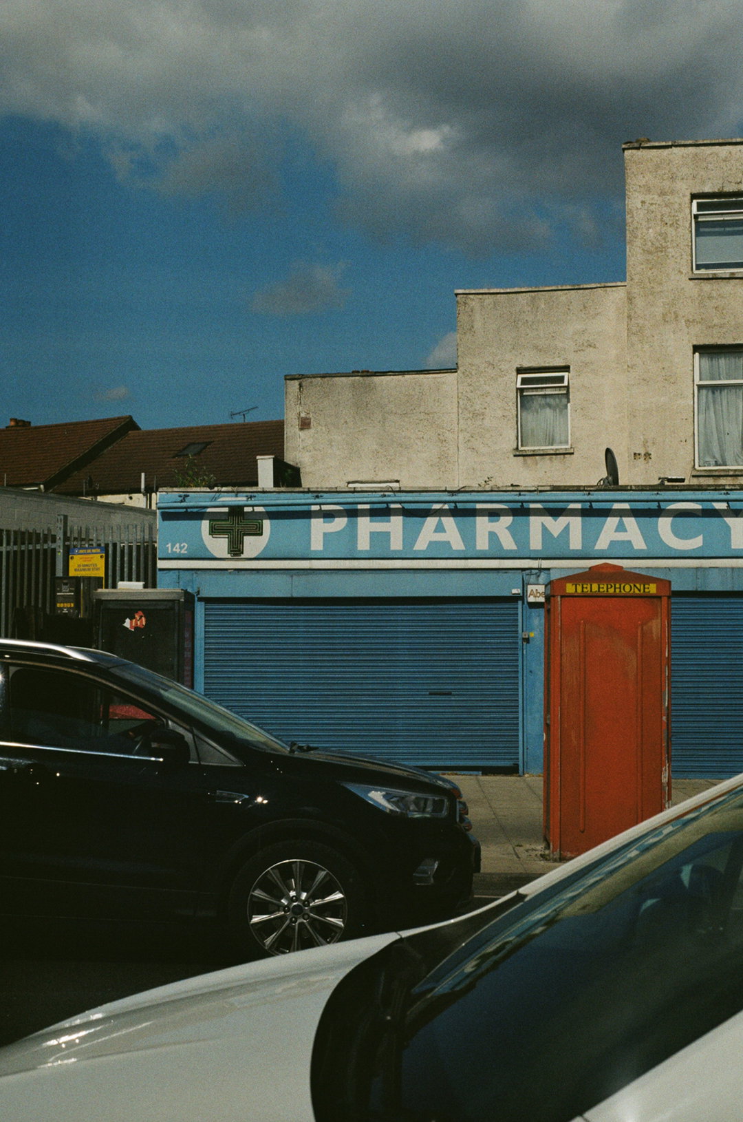 SarahBurton-WalkingDistance-Photography-itsnicethat.jpg