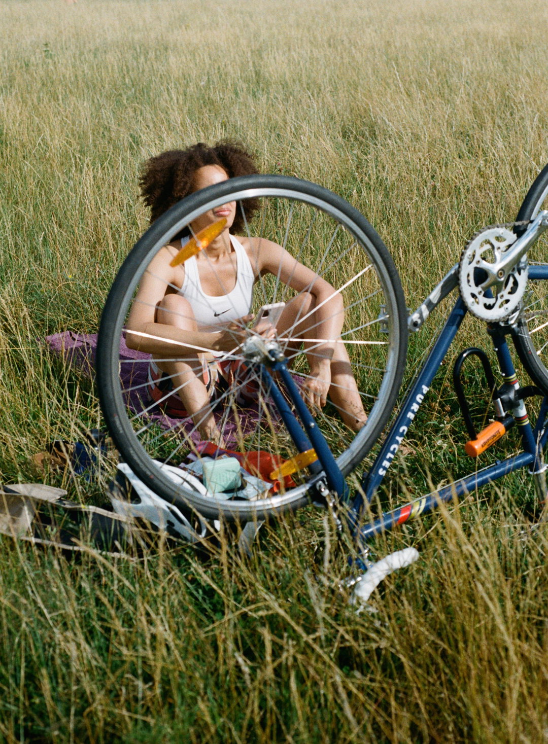 SarahBurton-WalkingDistance-Photography-itsnicethat.jpg