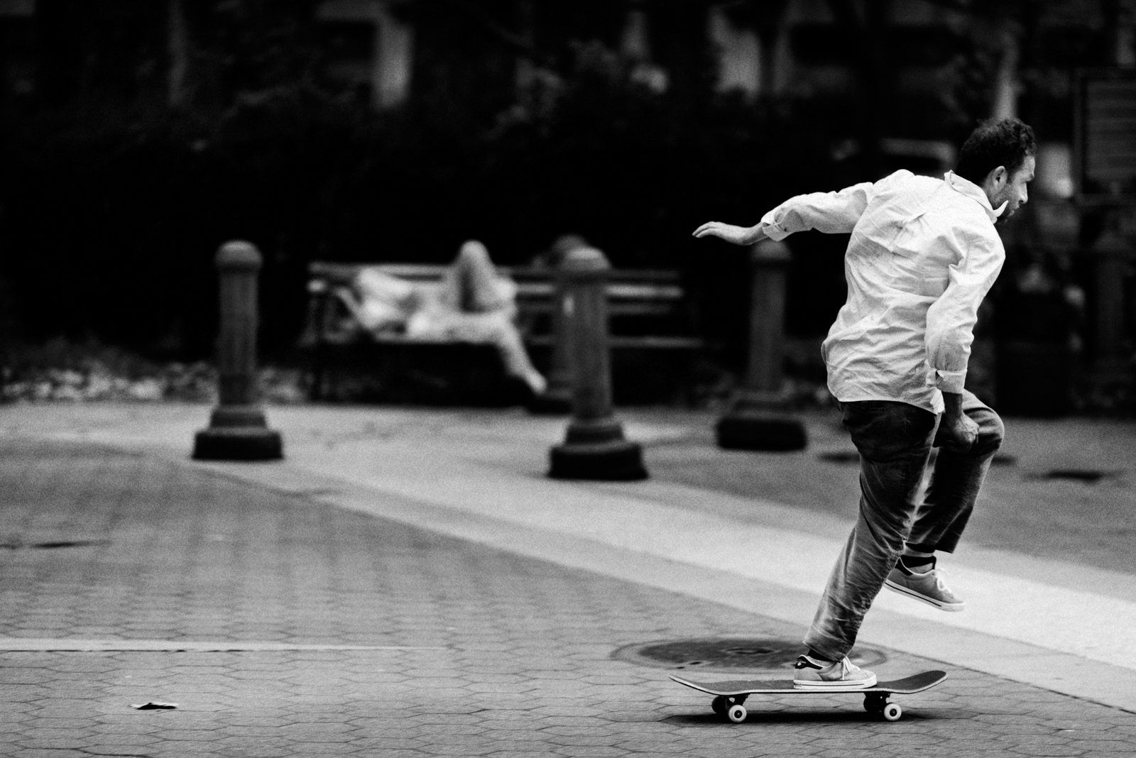 Mark Gonzales 写真集 Sem Rubio Sem Rubio documents an unseen glimpse into the legendary