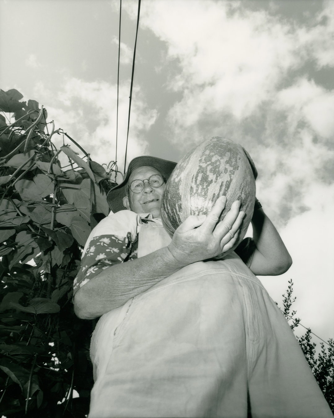 ellen-stewart-sowing-the-sod-pho-itsnicethat06