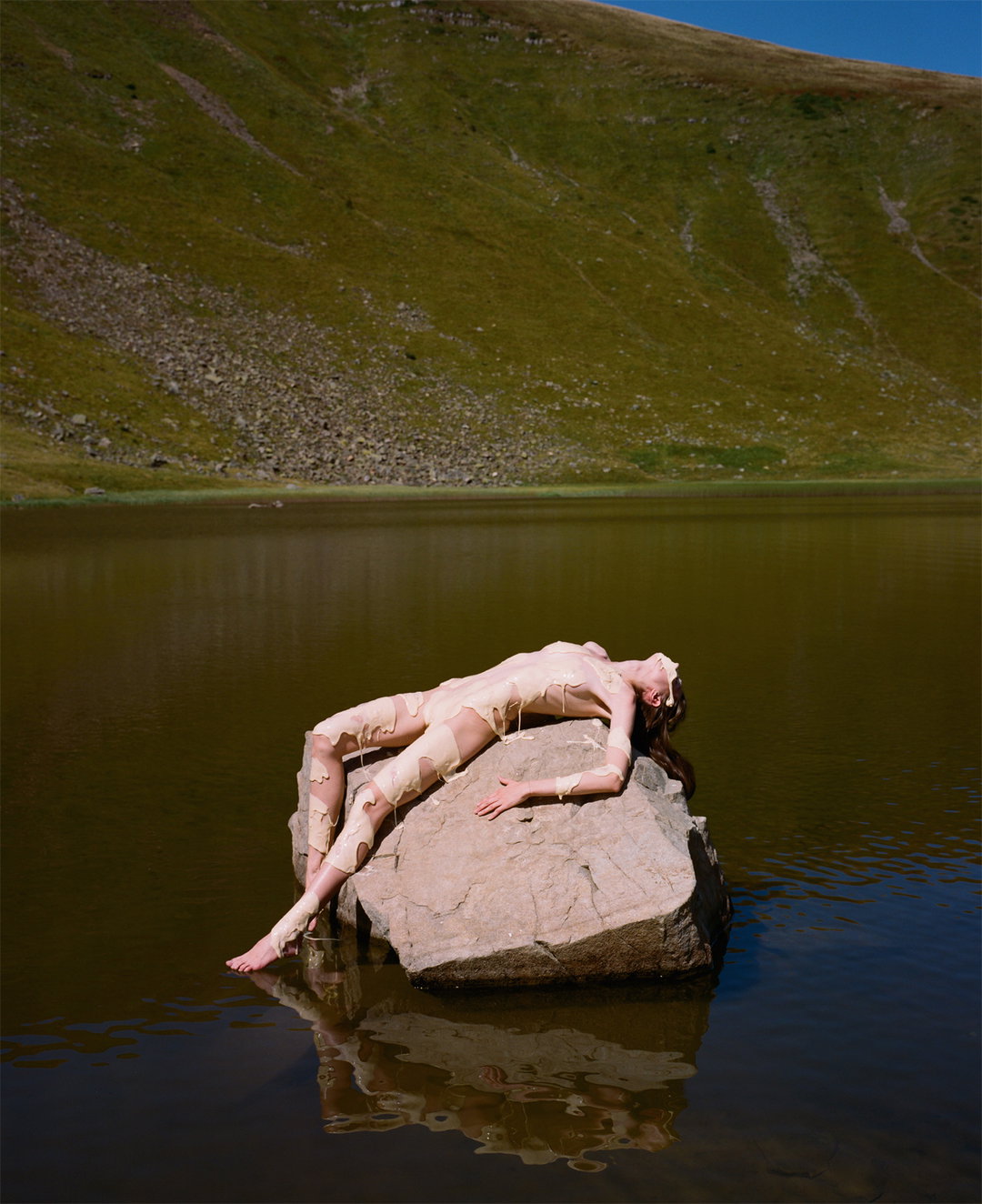 Synchrodogs-SlightlyAltered-Photography-itsnicethat-07.jpg