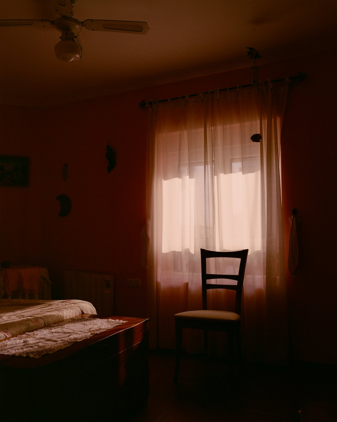 Tessa-Ruger-Mañana-Mañana-Photography-Project-itsnicethat9.jpg