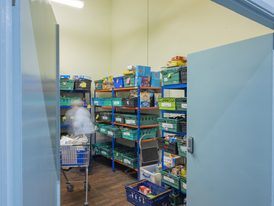 tom-skipp-foodbanks-pho-itsnicethat06