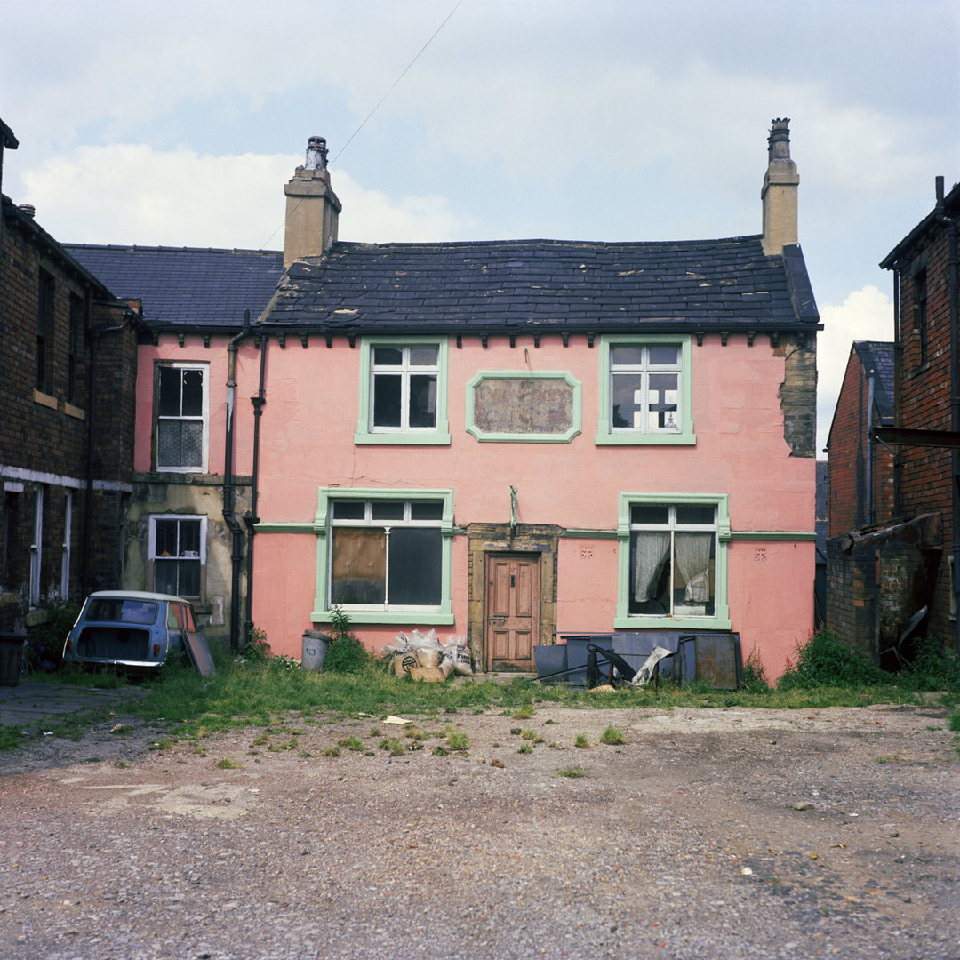 PeterMitchell-UnionCrossbetweenStocks Hill and Crab Lane © Peter Mitchell .jpg