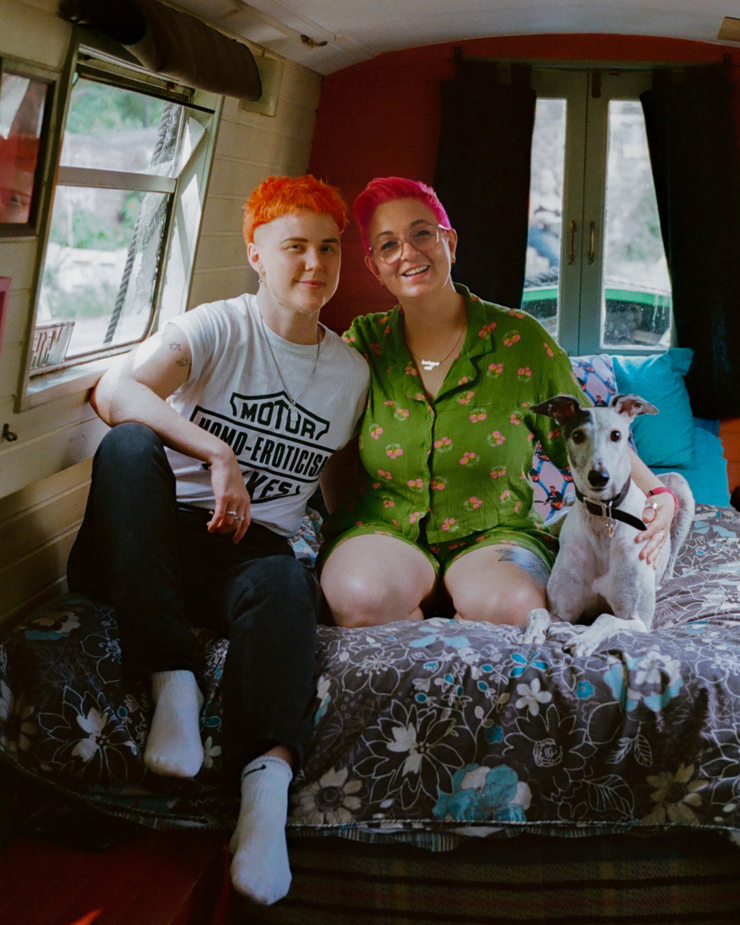 Nessie-Appleton-dogsandtheirdykes-pho-itsnicethat-14