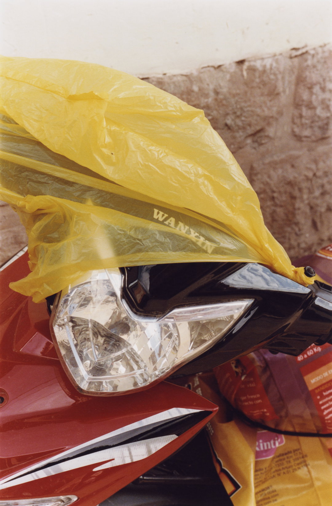 ana-flores-discover-photography-itsnicethat-05