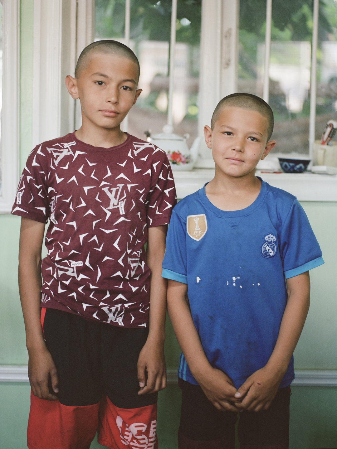 zumrad-mirzalieva-sartaroshxona-pho-itsnicethat02