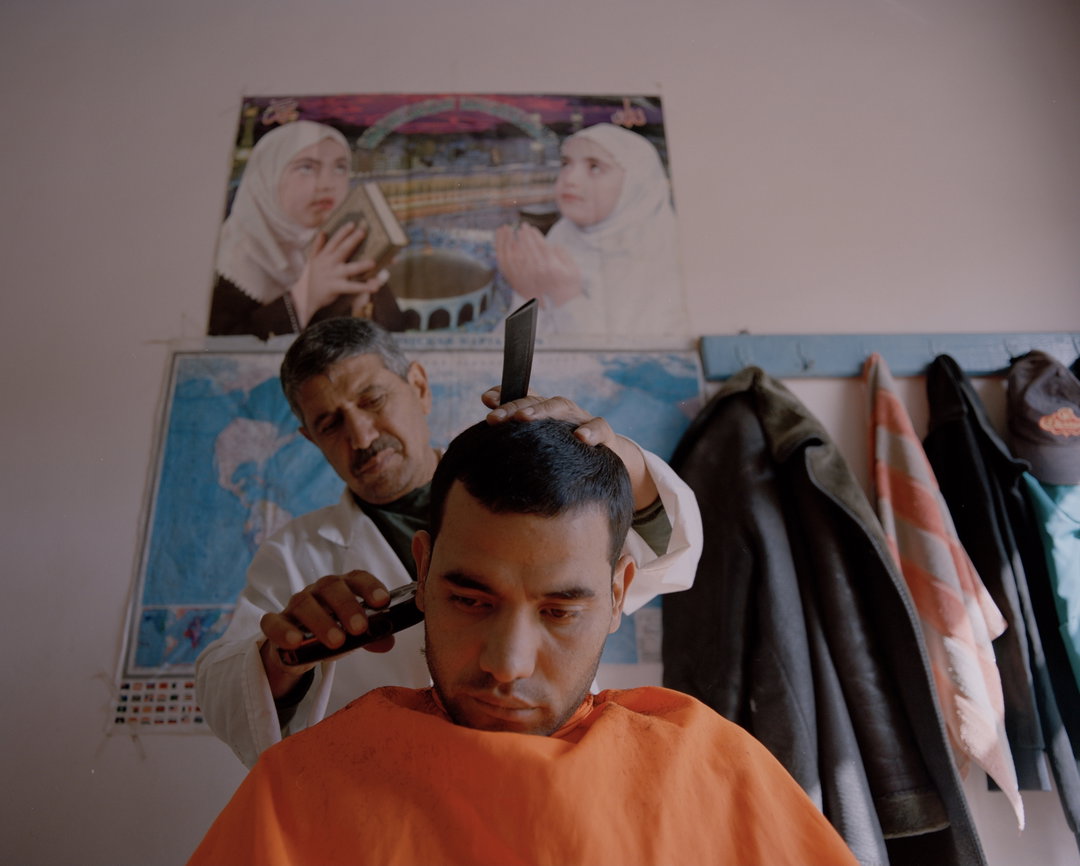 zumrad-mirzalieva-sartaroshxona-pho-itsnicethat06