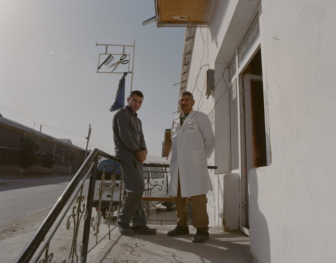 zumrad-mirzalieva-sartaroshxona-pho-itsnicethat08