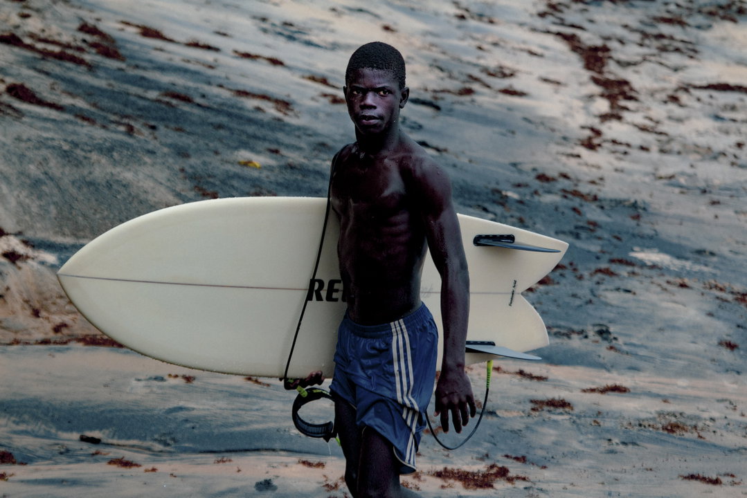 afrosurf-publication-itsnicethat-03.jpg