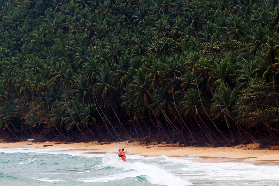 afrosurf-publication-itsnicethat-09.jpg