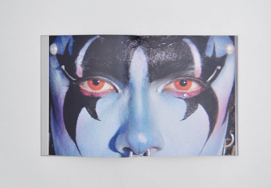 alien-bodybuilders-itsnicethat-7.jpg