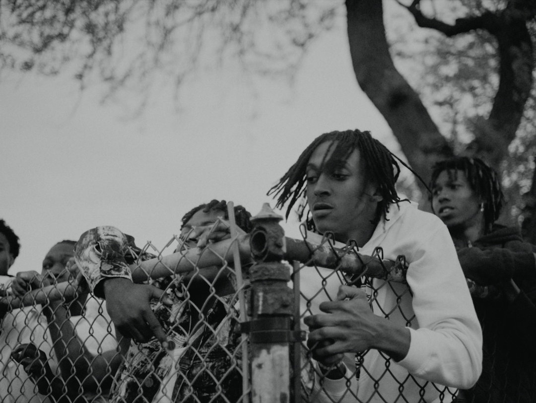andre-muir-smoke-break-dance-film-itsnicethat-05.jpg