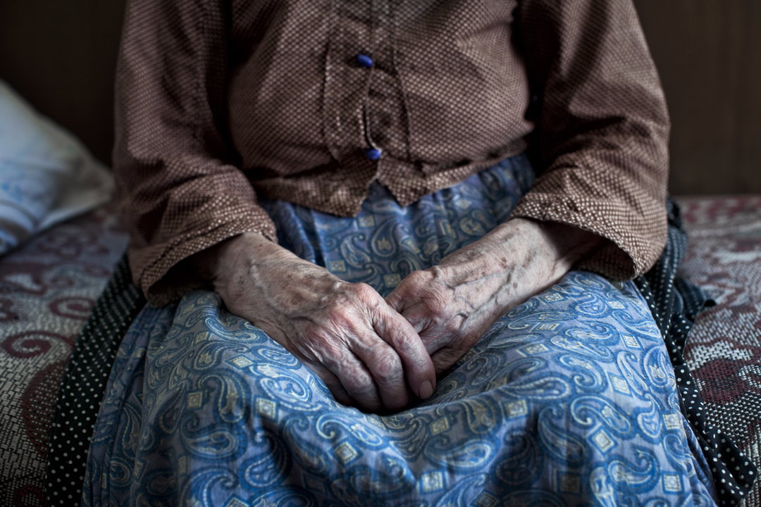 anne-helene-gjelstad-big-heart-strong-hands-photography-itsnicethat-07.jpg