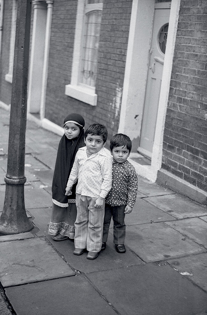 annebella-pollent-whippersnappers-photography-project-itsnicethat-8.jpg