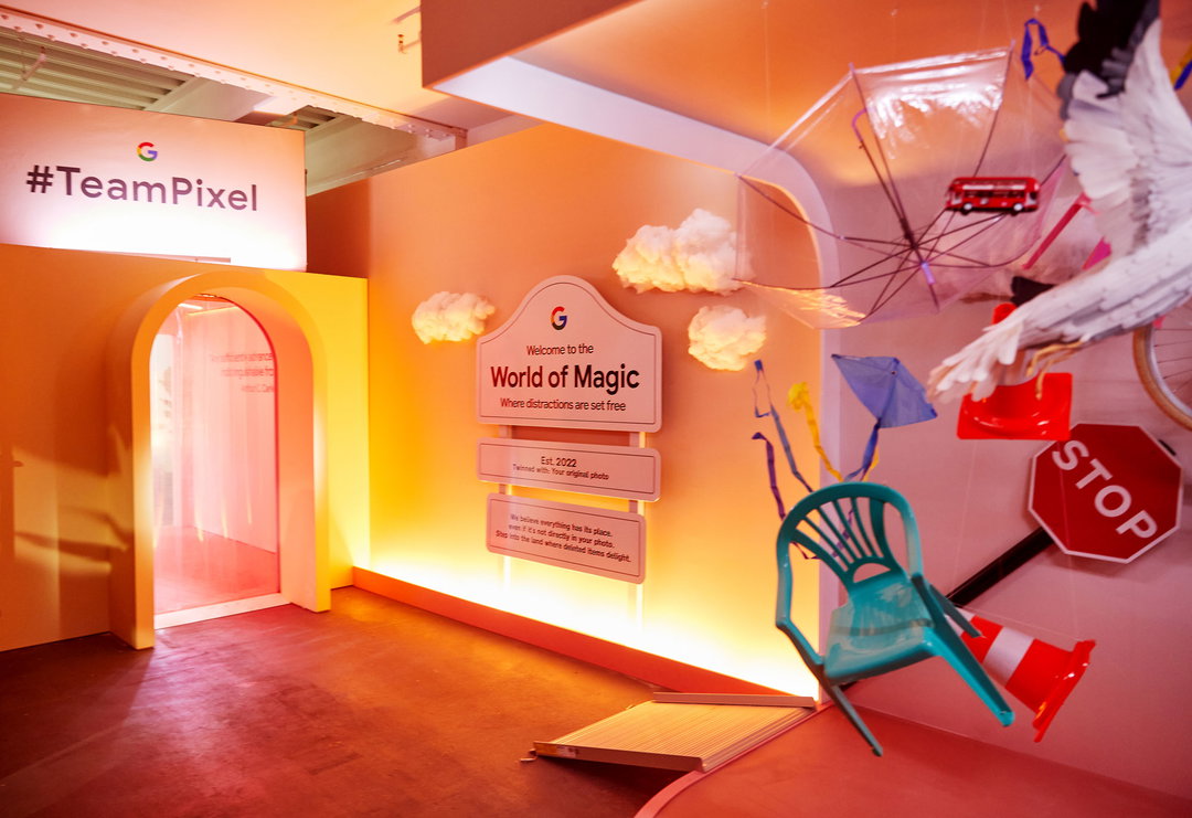 anyways-creative-amplify-world-of-magic-advertising-04.jpg