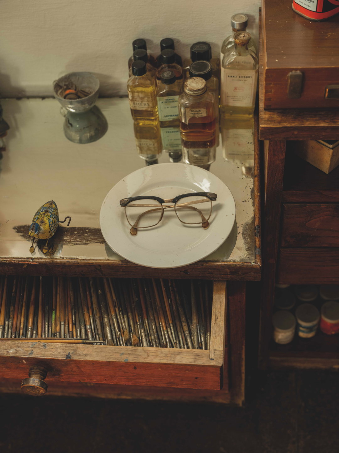 apartamento-casa-dali-photography-itsnicethat-12.jpg