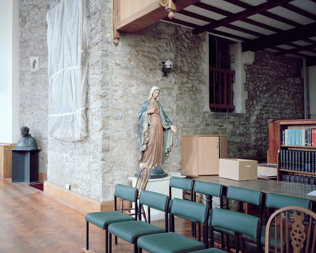 ashley-bourne-benedicts-house-photography-itsnicethat-12.jpg