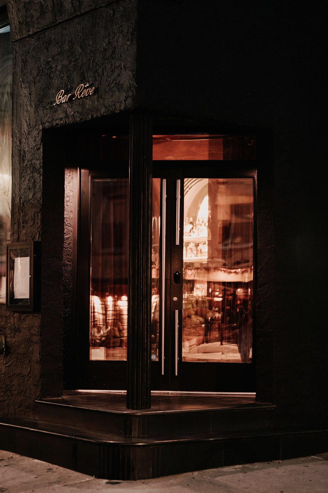 bar-reve-dutchscot-graphic-design-project-itsnicethat-8.jpg