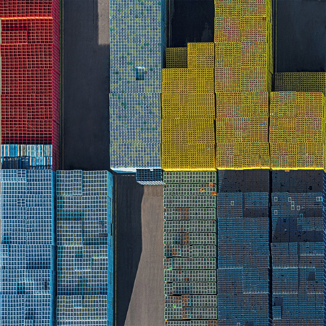 bernnard-lang-crates-bernnard-lang-crates-work-photography-itsnicethat-07jpg.jpg