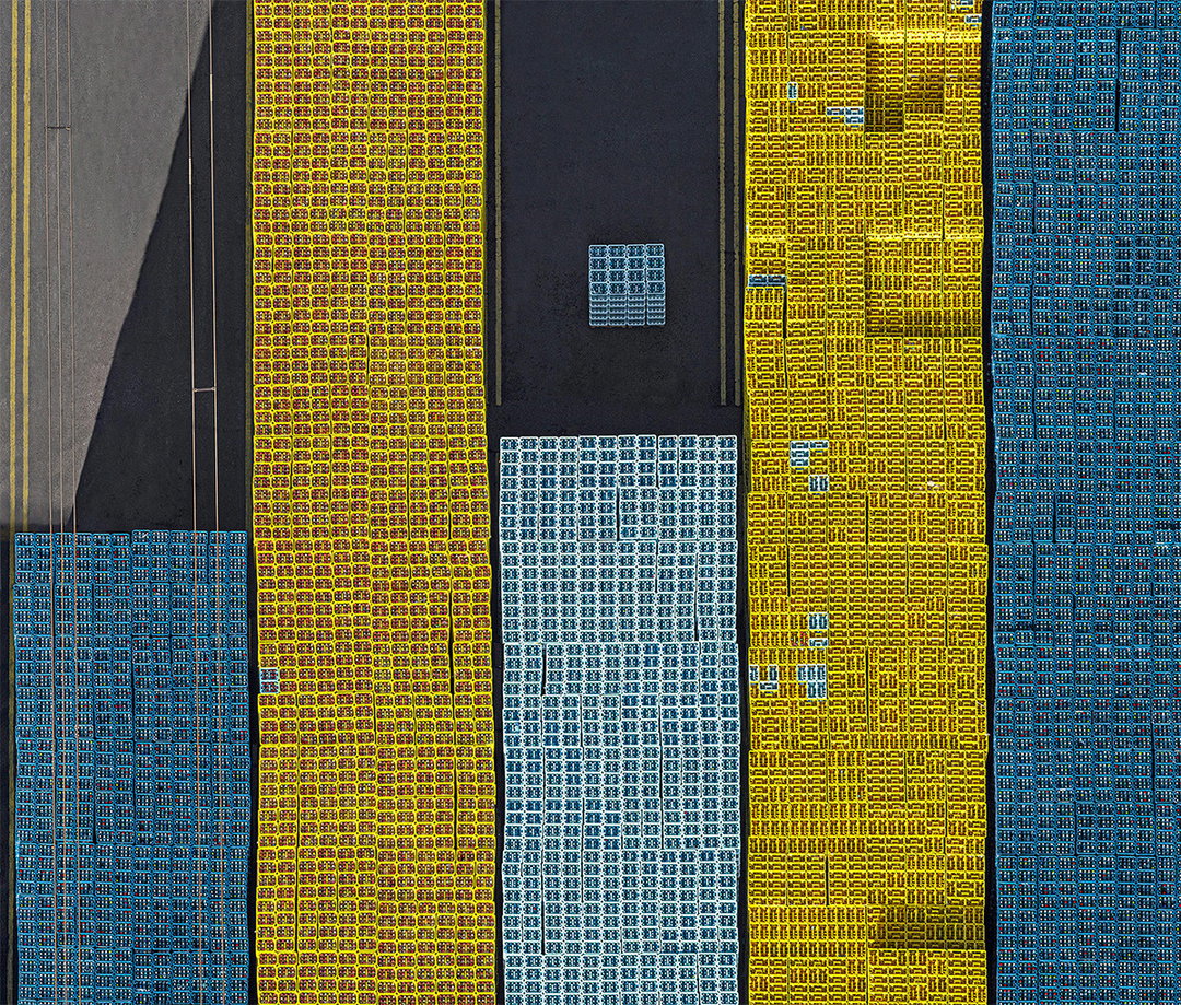 bernnard-lang-crates-work-photography-itsnicethat-09.jpg