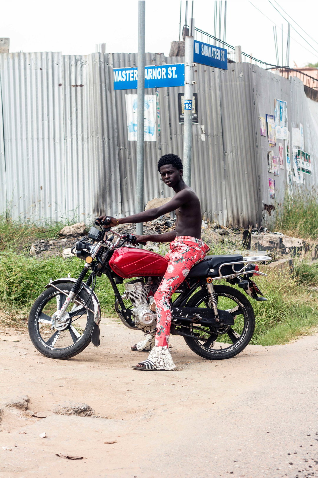 bevan-Agyemang-tsau-fashion-photography-itsnicethat-10.jpg
