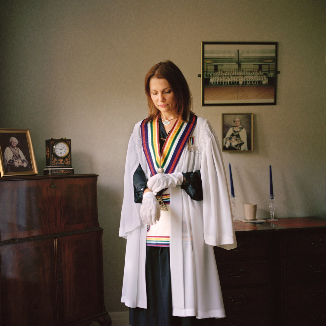 caitlin-chescoe-freemasonry-photography-itsnicethat-13.jpg