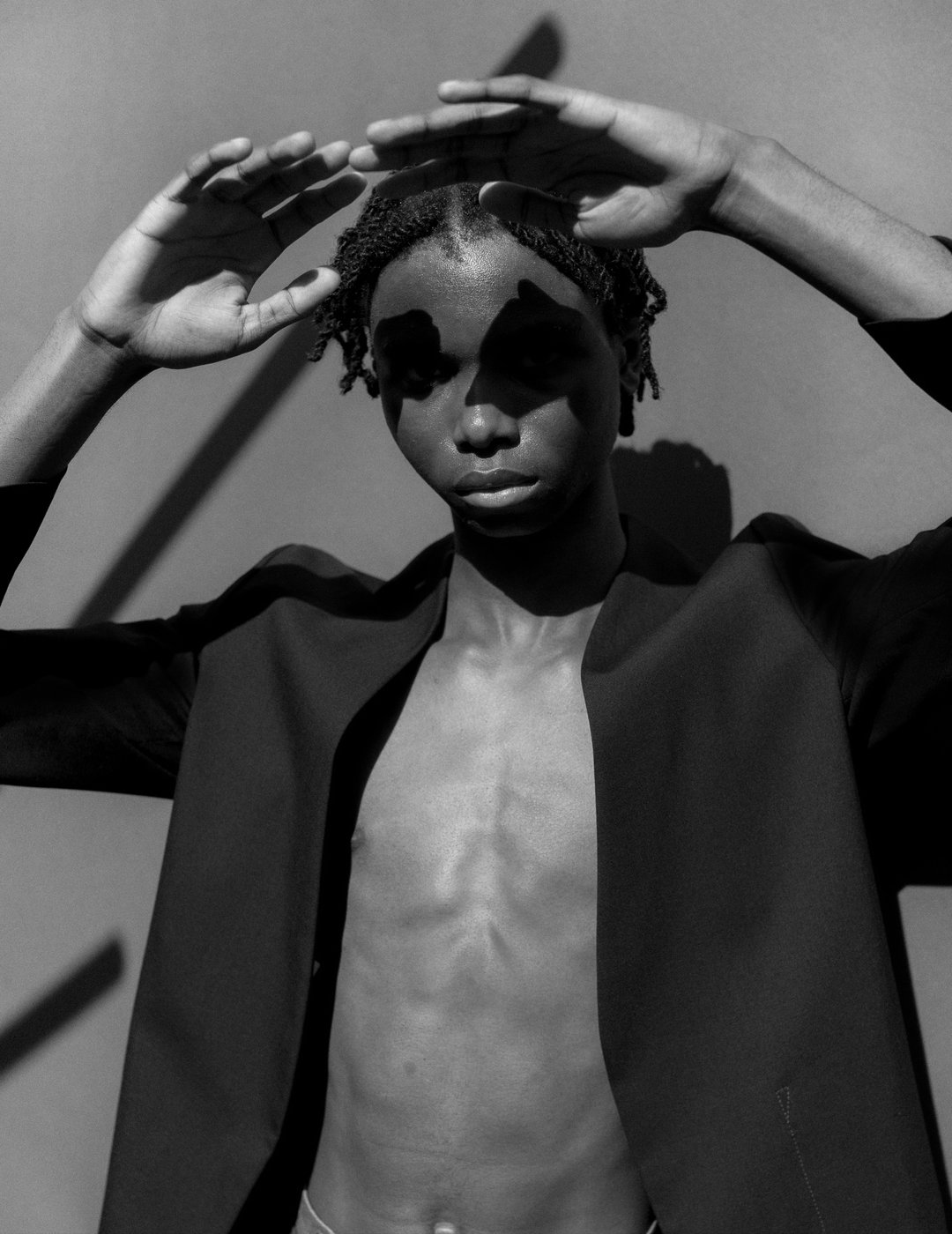 Callum Su’s enigmatic photography grapples with the unfamiliar