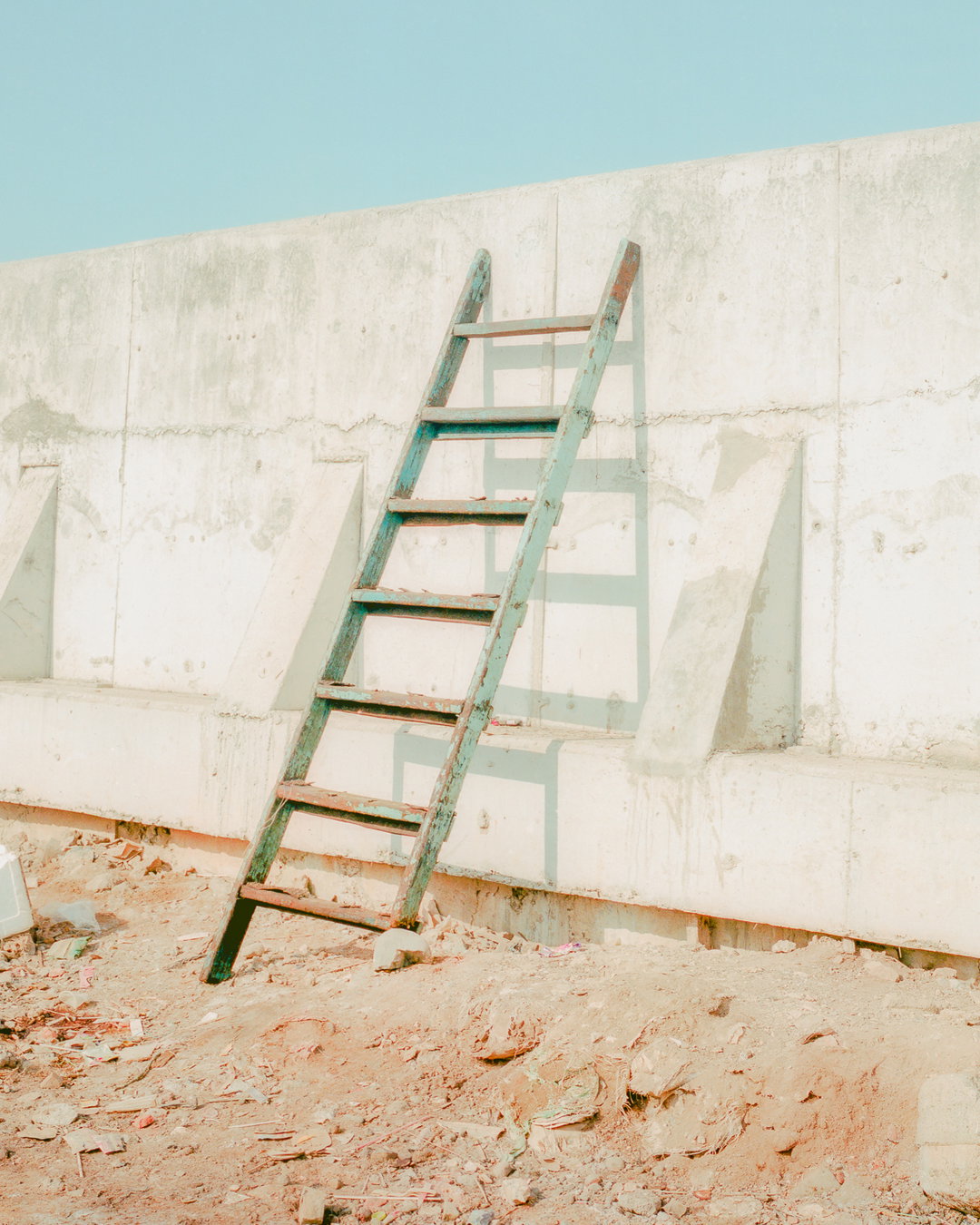 calvin-chow-thesoundofthesea-The-Blindness-Of-The-Sea-photography-itsnicethat-02.jpg