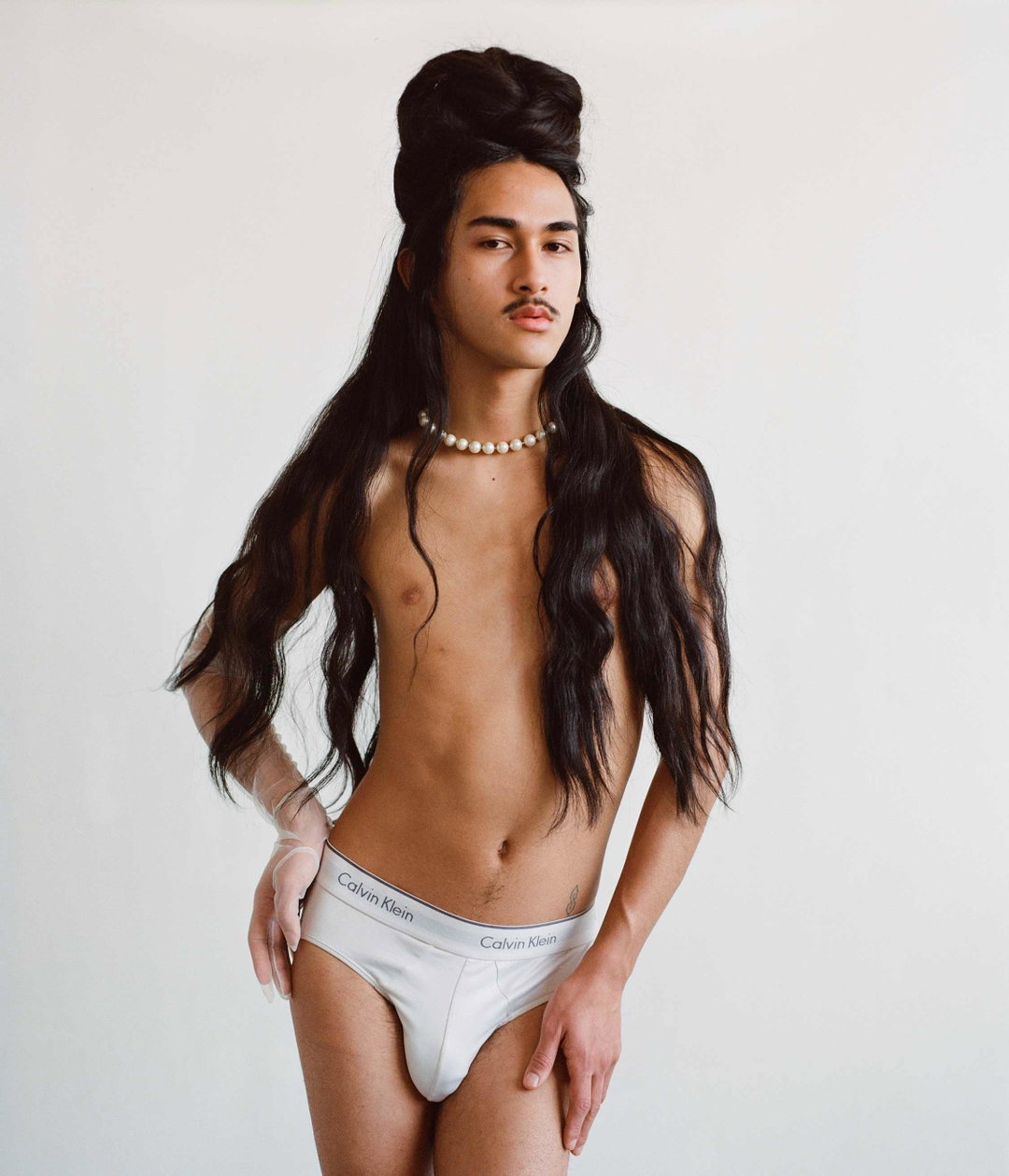 camila-falquez-being-in-history-photography-itsnicethat-09.jpg