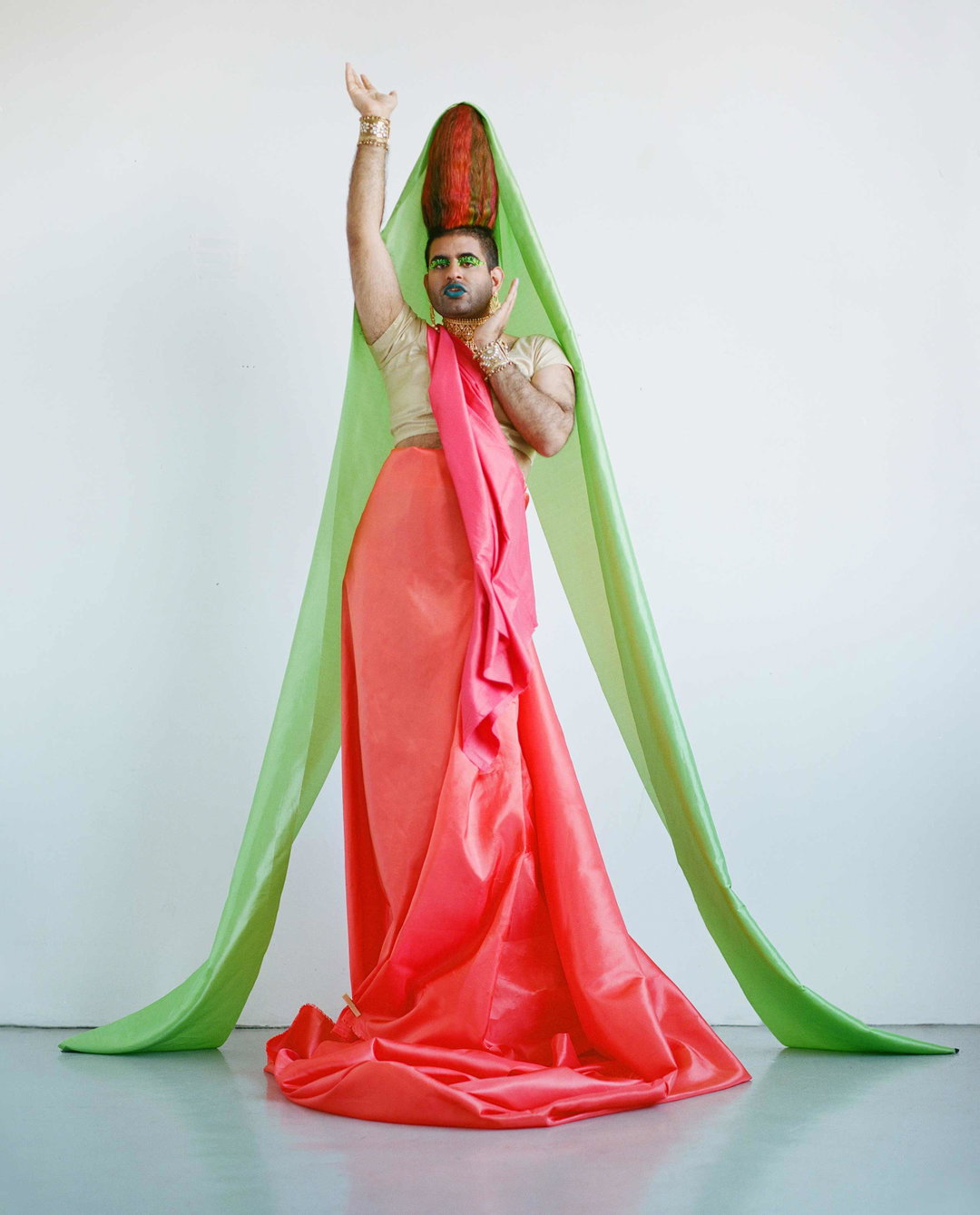 camila-falquez-being-in-history-photography-itsnicethat-18.jpg