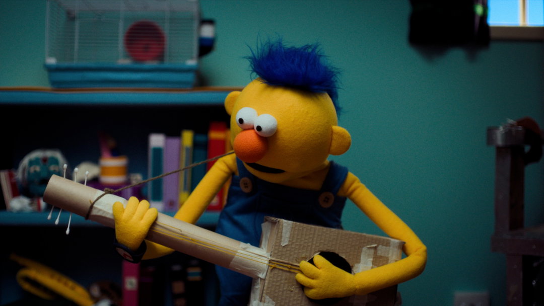 channel4-dont-hug-me-im-scared-film-itsnicethat-012.jpg