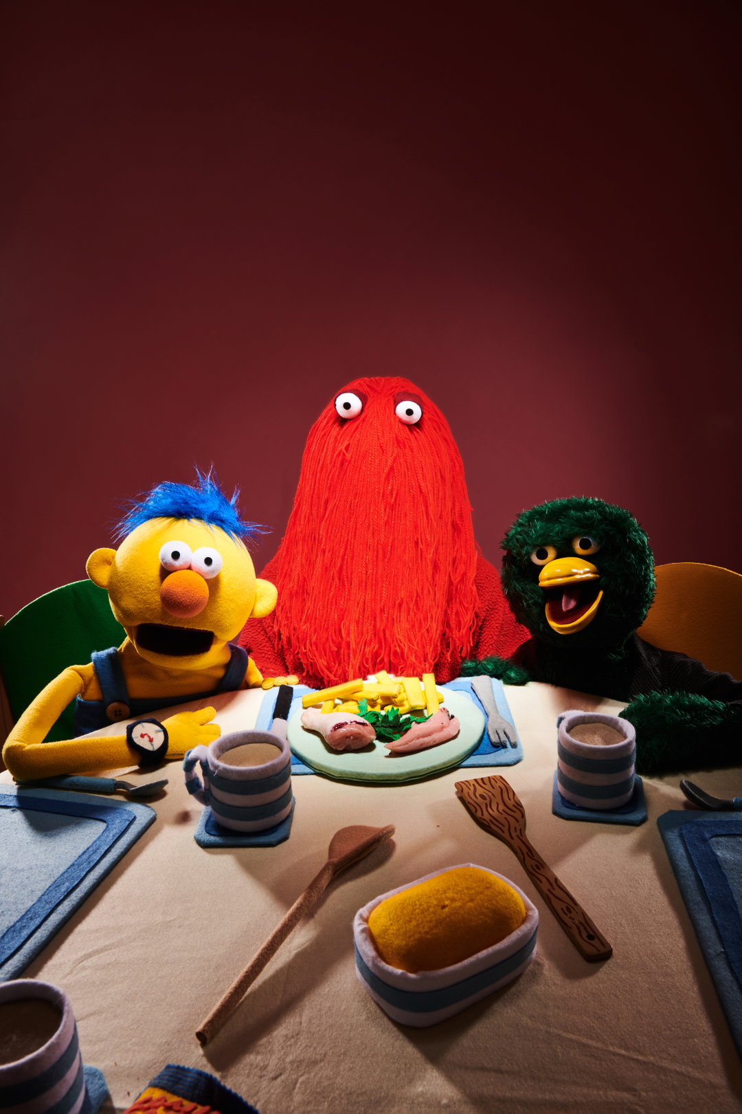 channel4-dont-hug-me-im-scared-film-itsnicethat-014.jpg