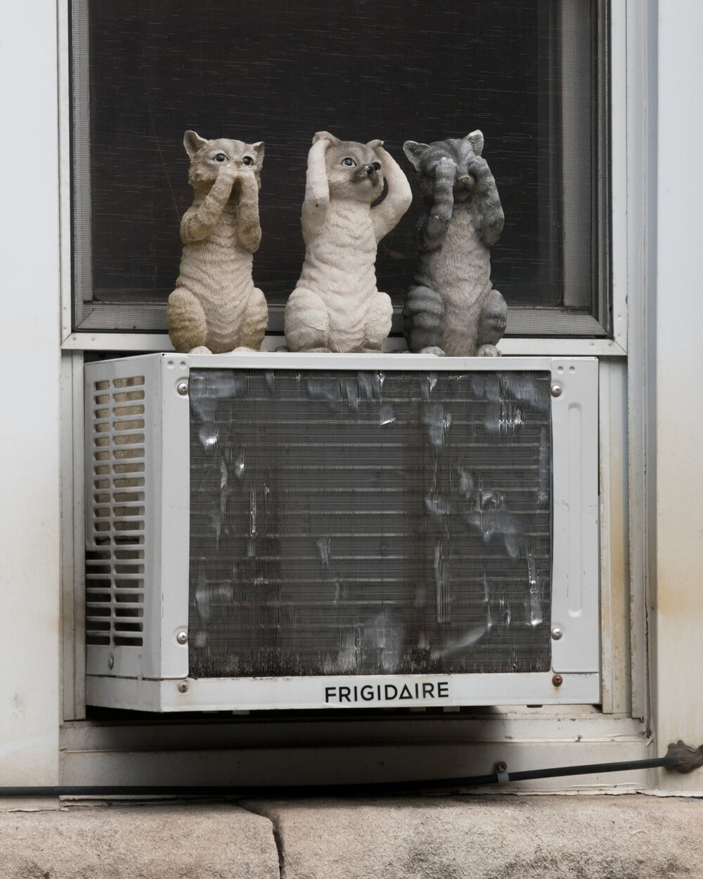 chris-maggio-scenes-from-the-last-day-work-photography-itsnicethat-8.jpg