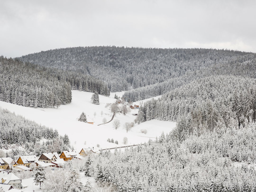 christina-stohn-heollental-und-himmelreich-photography-itsnicethat- (1).jpg