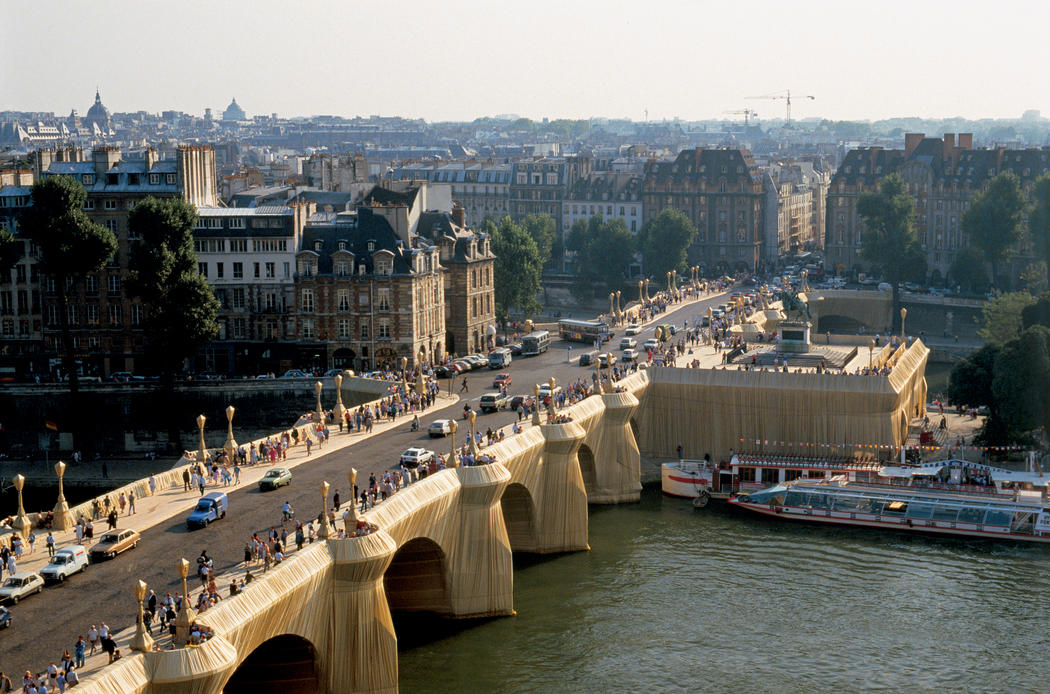 christo and jeanne claude pont neuf wrapped paris wolfgang volz 1985_art itsnicethat.jpg