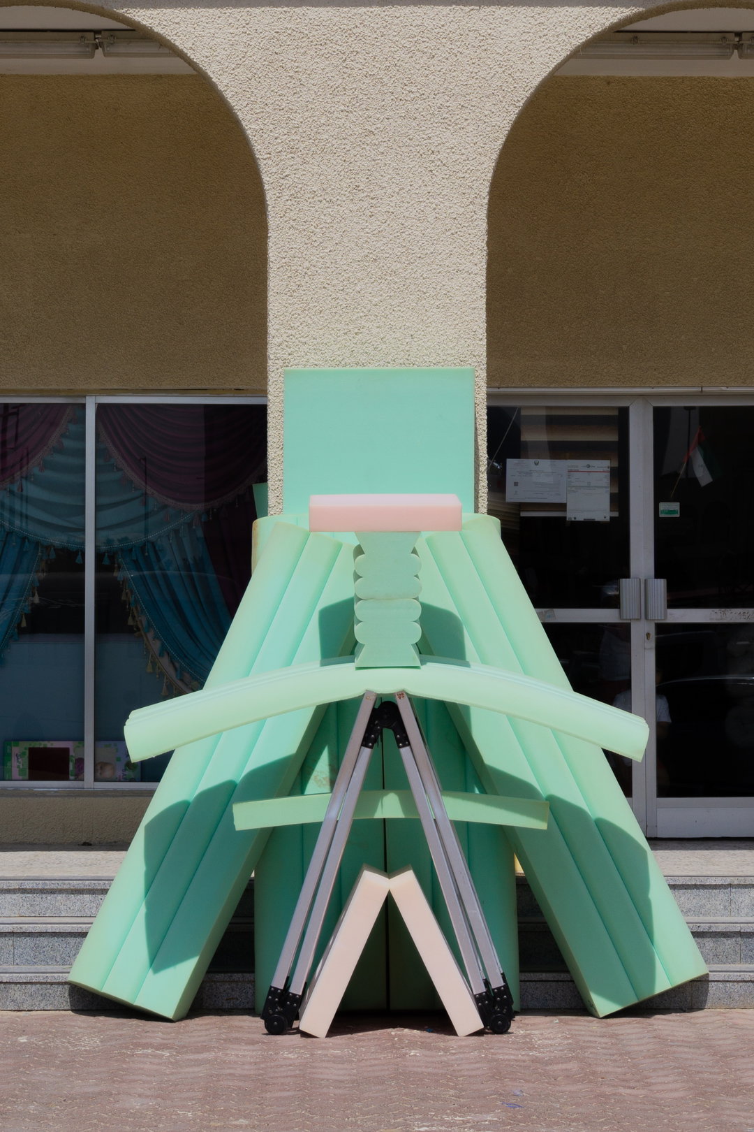 christopher-benton-art-itsnicethat-10.jpg