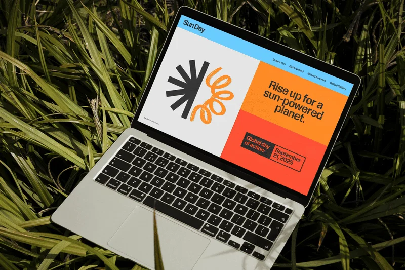 collins-graphic-design-itsnicethat19-ezgif.com-video-to-gif-converter.gif