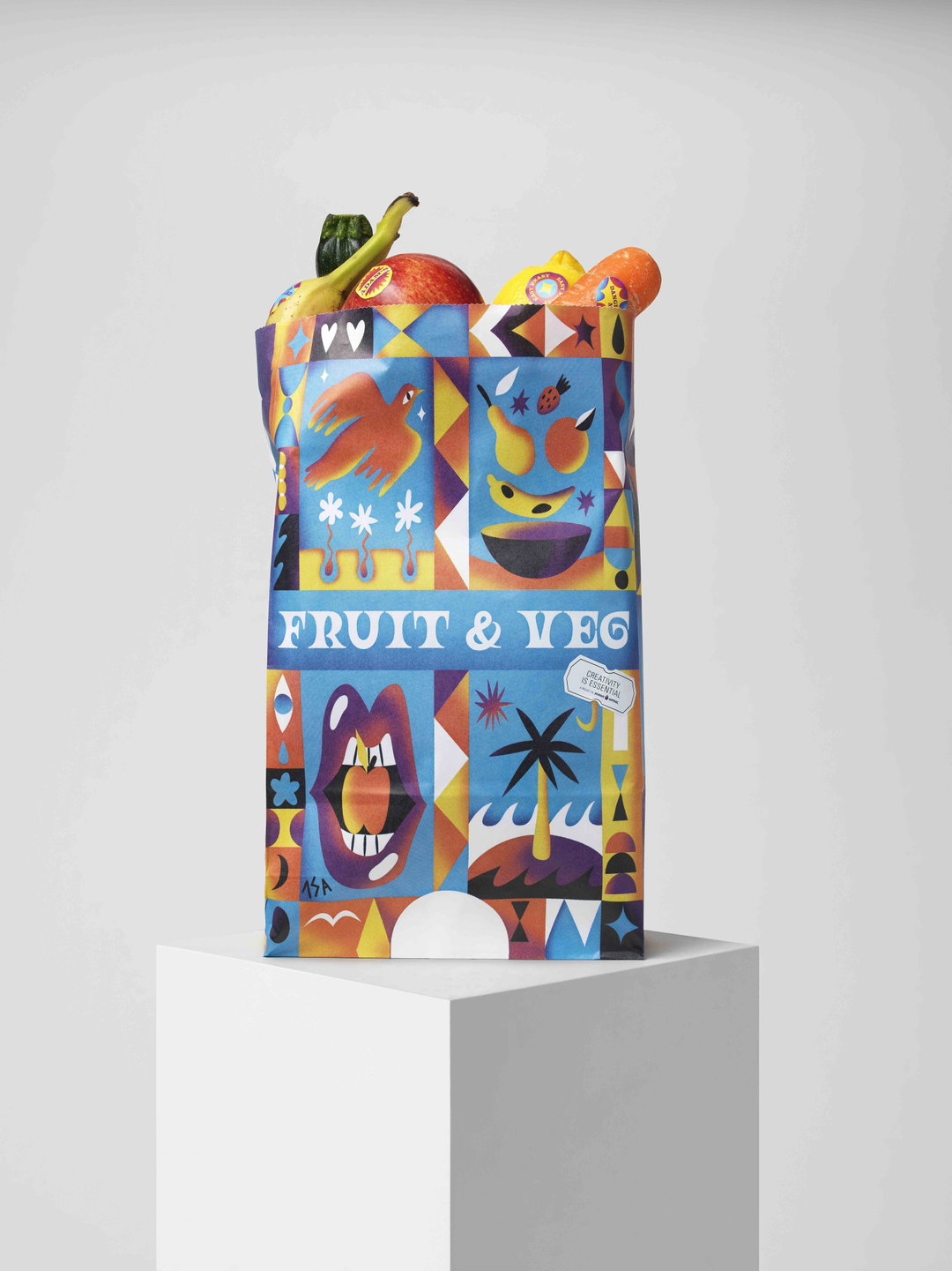 design museum supermarket illustration itsnicethat1_Fruit & veg bags and stickers by Isadora Lima.jpeg