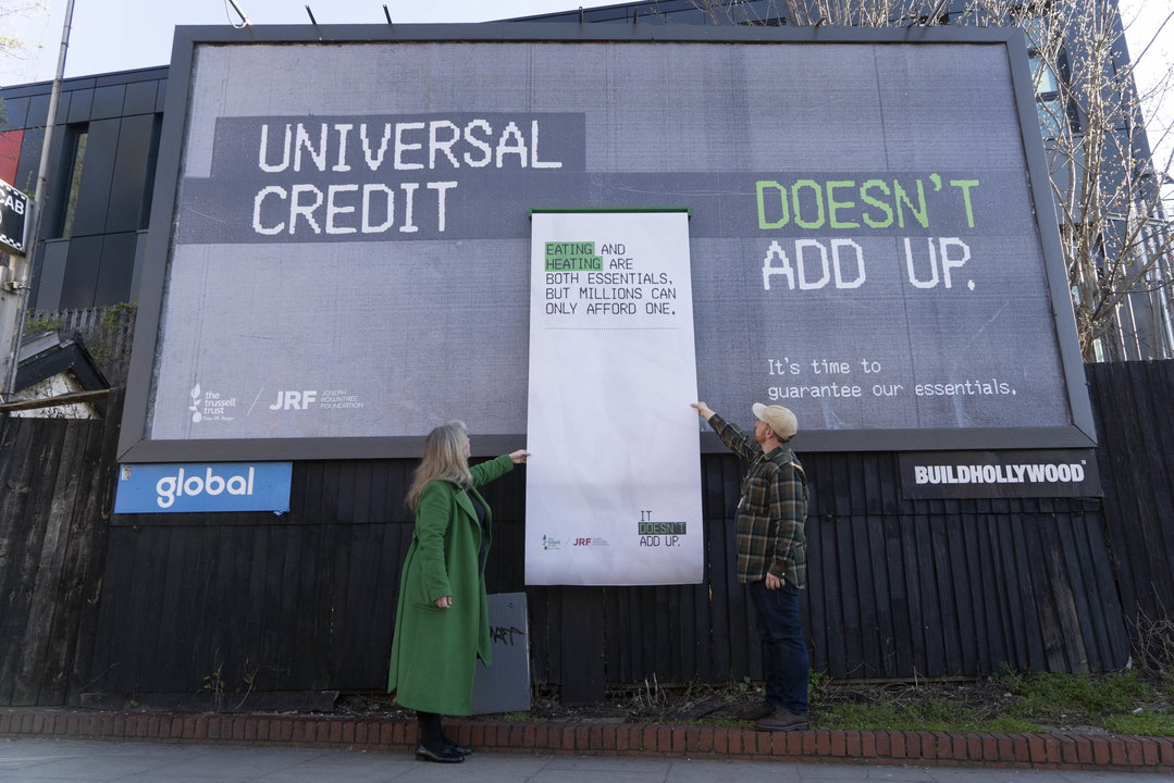 dont-panic-the-trussell-trust-it-doesnt-add-up-advertising-itsnicethat-03.JPG