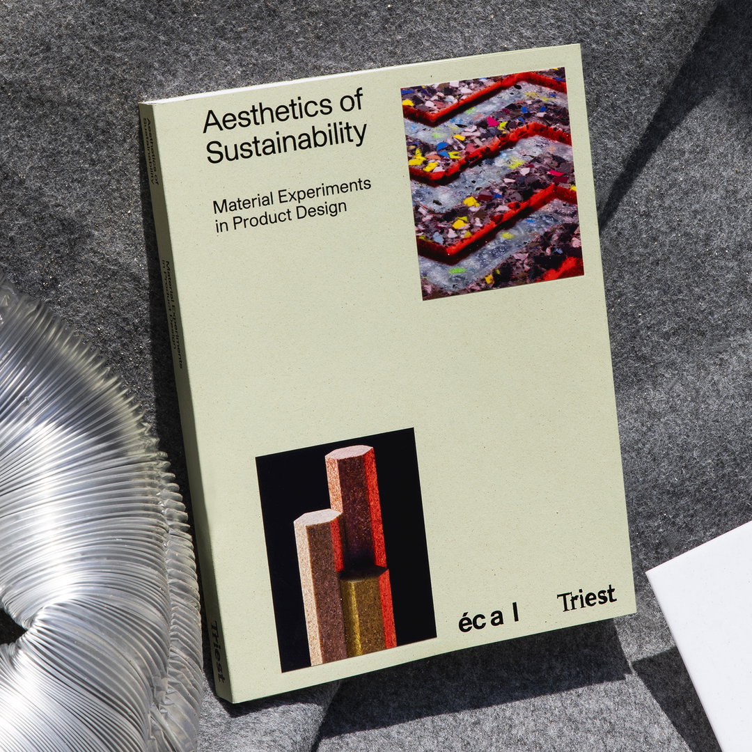 Printed on green paper made from algae, this book documents the latest ECAL students’ sustainable projects