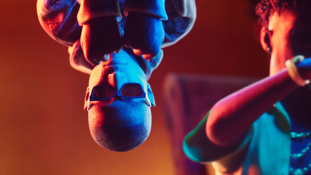 electric-theatre-collective-cash-in-cash-out-film-itsnicethat-03.jpg