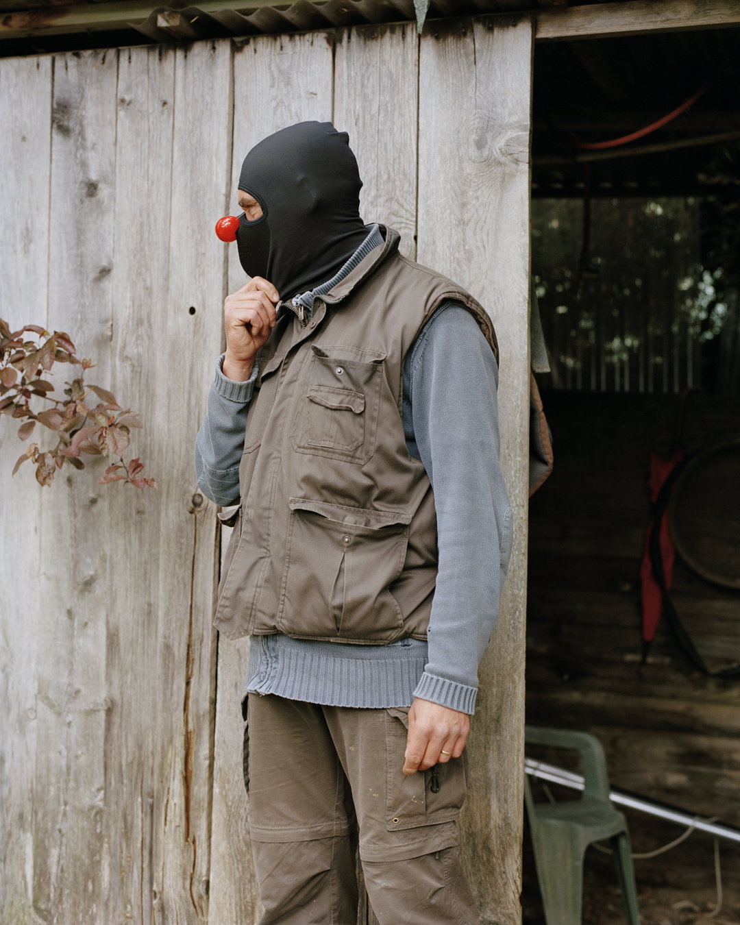 emily-graham-the-blindest-man-photography-itsnicethat-13.jpg