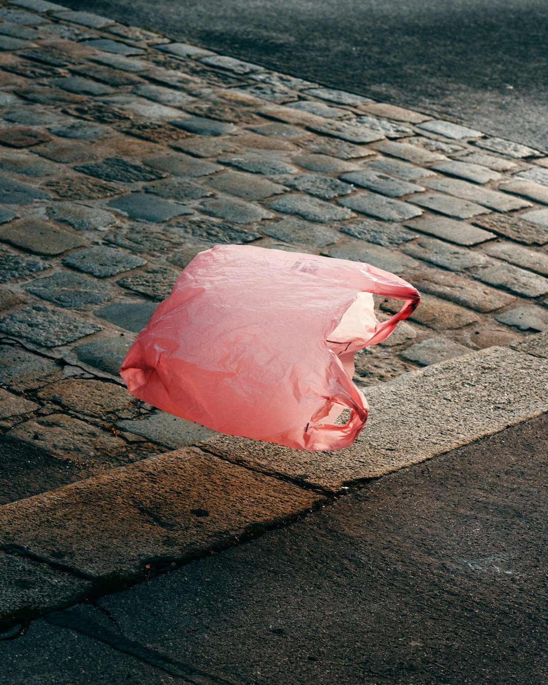 erli-gruenzweil-photography-itsnicethat-02.jpg