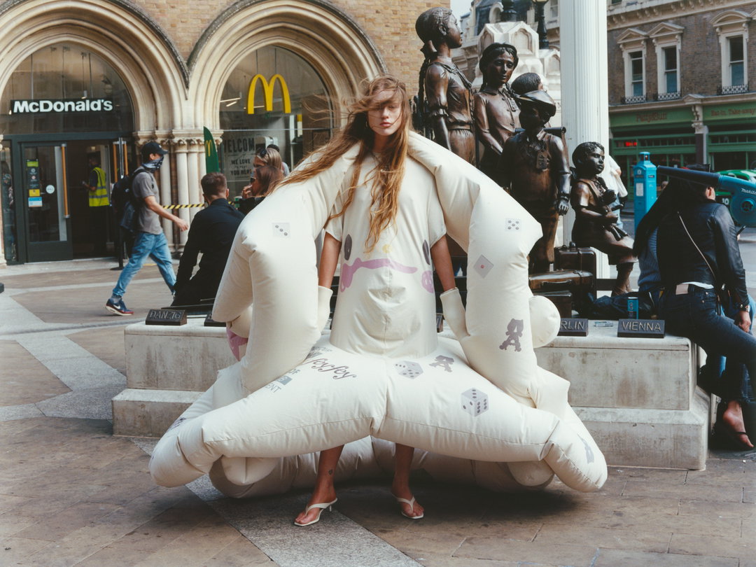 feyfey-yufei-liu-fashion-itsnicethat-08.jpg