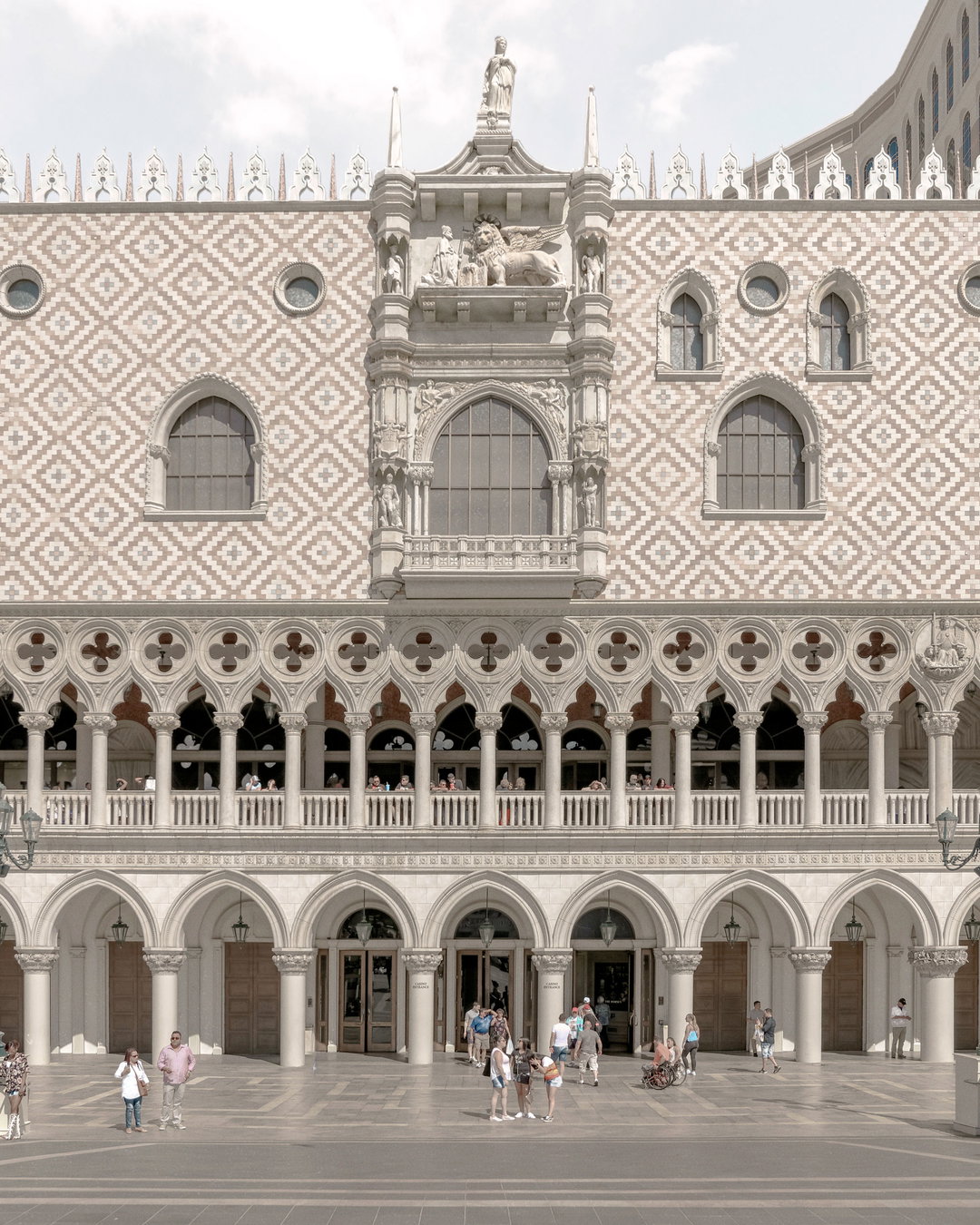 francois-prost-venice-syndrome-photography-itsnicethat-14.jpg