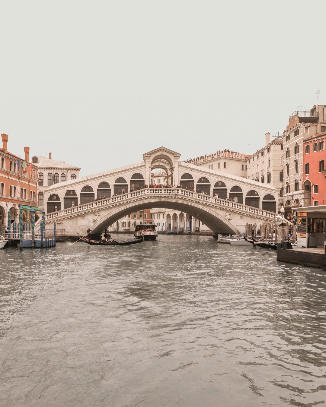 francois-prost-venice-syndrome-photography-itsnicethat-9.jpg