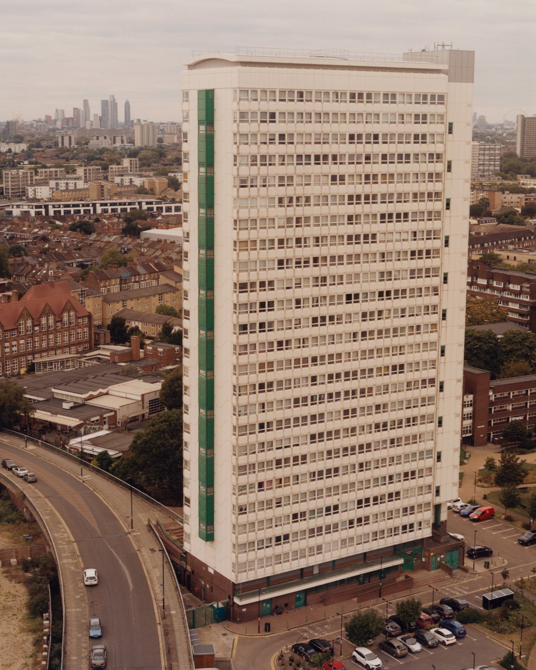 freddie-miller-the-district-photography-itsnicethat-07.jpg
